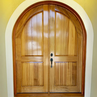 Bristol Finish Traditional Amber Urethane Varnish UV Clear Kit