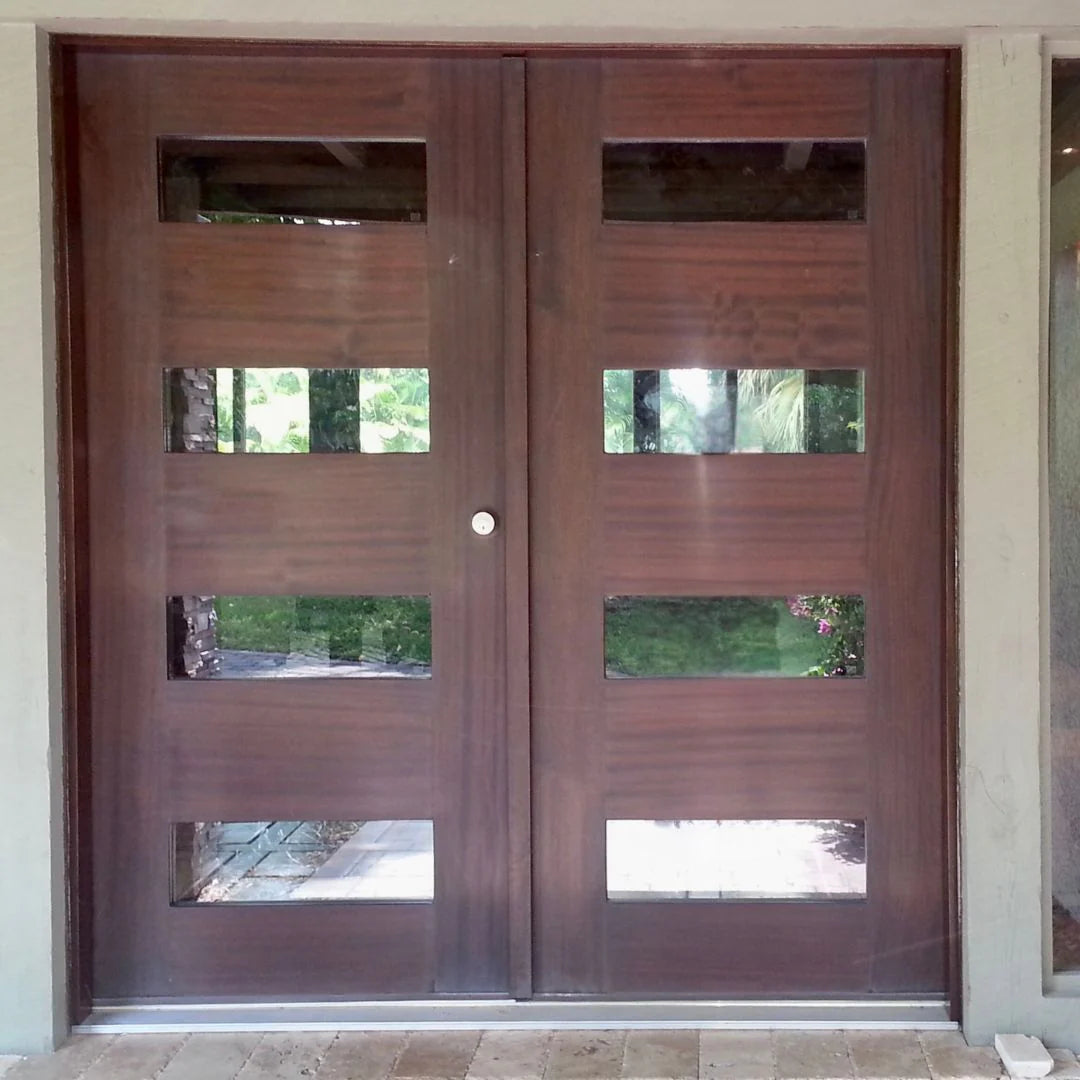 Bristol Finish Traditional Amber Urethane Varnish Gallon Kit